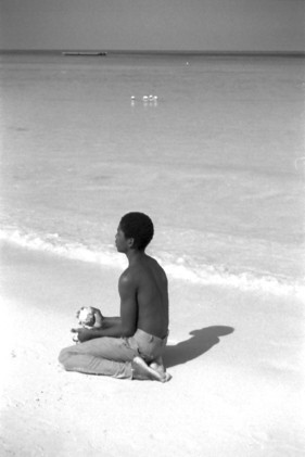 Kneeling_on_Beach